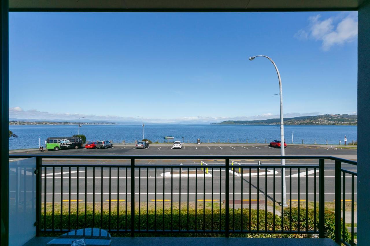 Acacia Lake View Motel Lago Lago Taupo Esterno foto